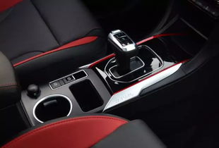 不止于血脈傳承 H6車型的真本事與內(nèi)飾魅力